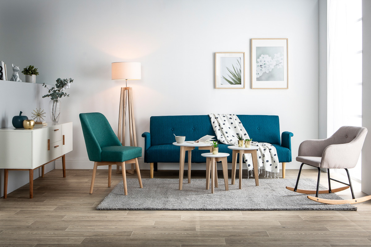 Canap convertible scandinave 3 places en tissu bleu canard et bois clair OSCAR