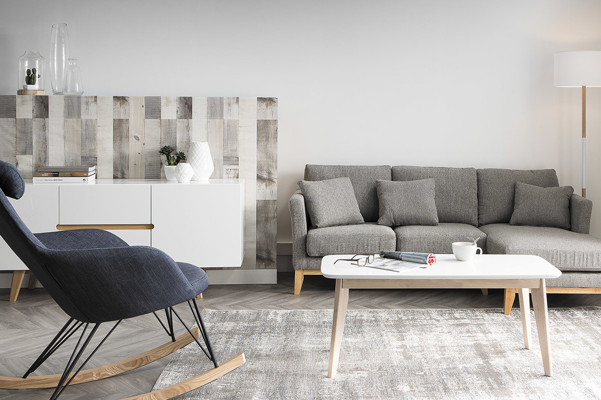 Canap d'angle droit dhoussable scandinave 4 places en tissu gris clair et bois clair OSLO