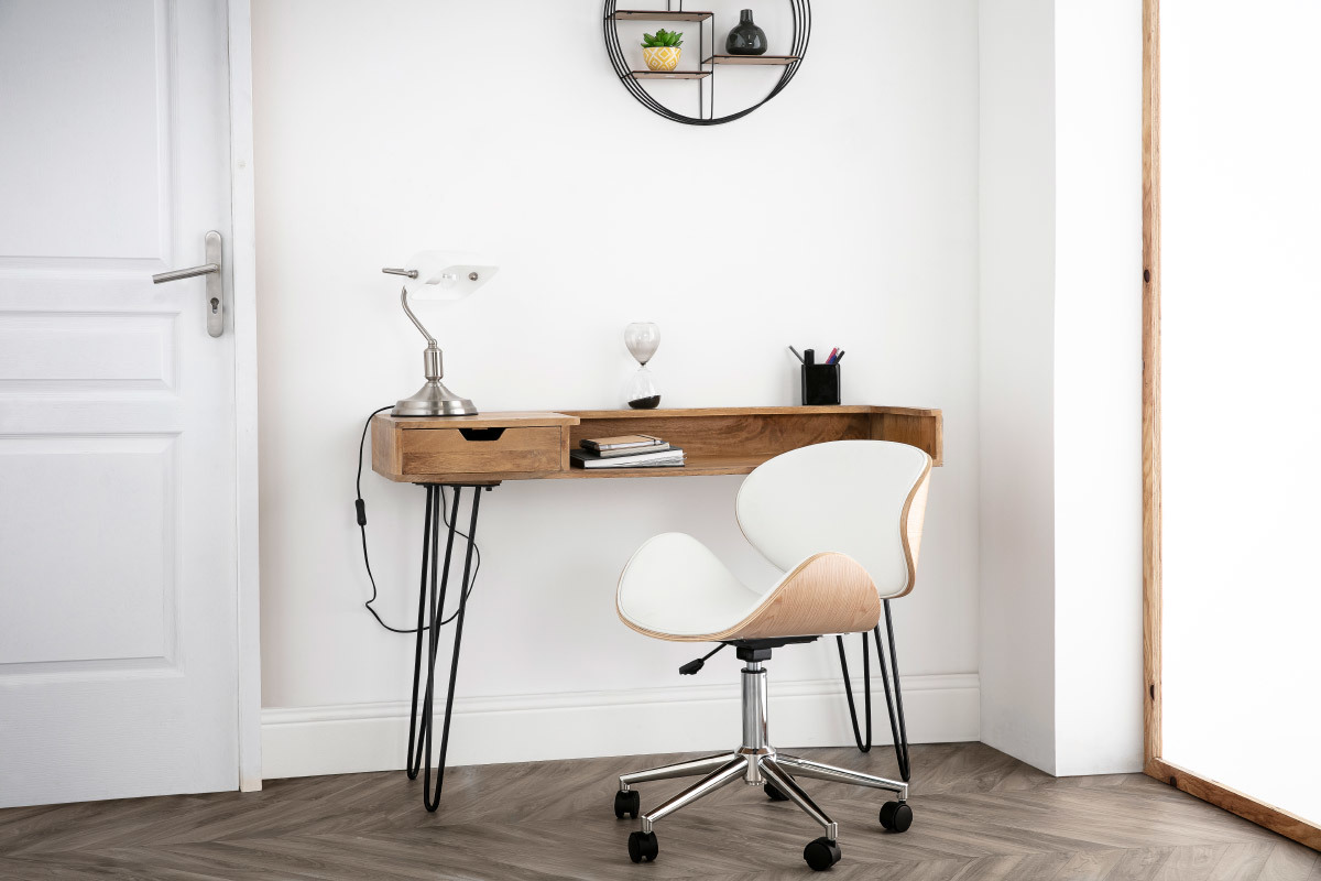 Chaise de bureau  roulettes design blanc, bois clair et acier chrom WALNUT