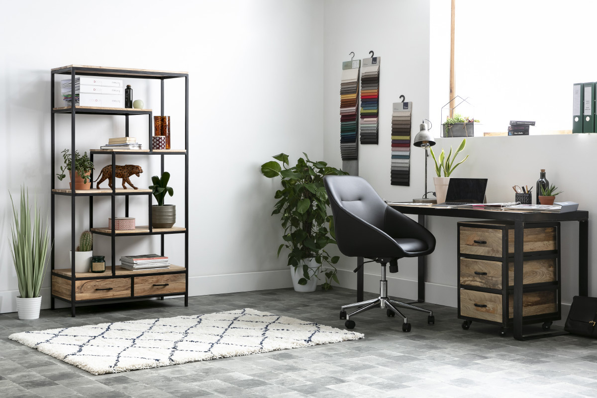 Chaise de bureau  roulettes design noir et acier chrom COLIN