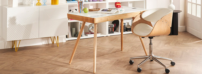 Chaise de bureau à roulettes design , bois clair et acier chromé SANDRO