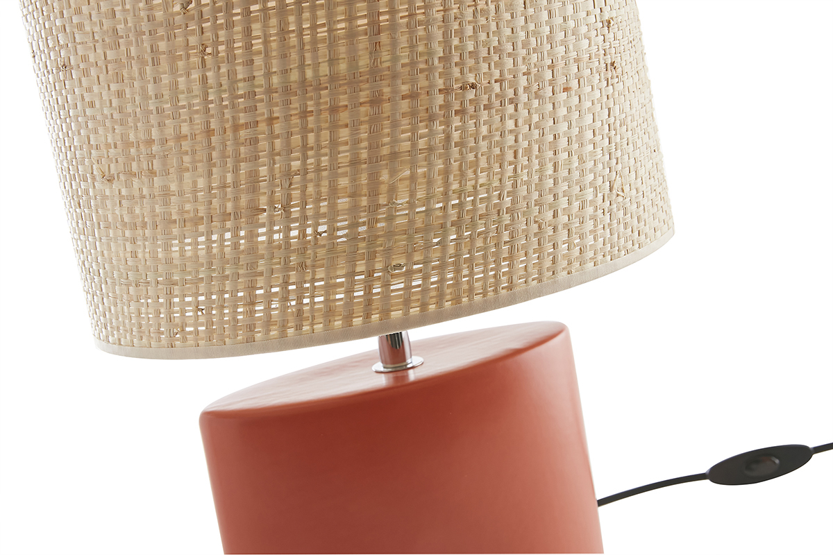 Lampe  poser en cramique terracotta mat et abat-jour en raphia naturel H40 cm TIGA