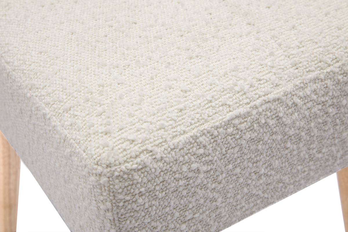 Tabouret bas en tissu effet laine boucle blanc et bois clair massif H46 cm GUESTA