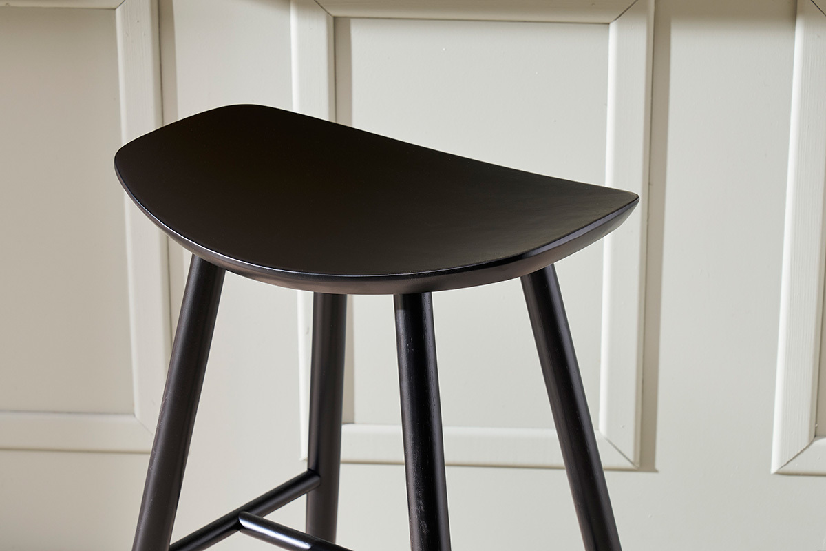 Tabouret de bar bois noir H65 cm DEMORY